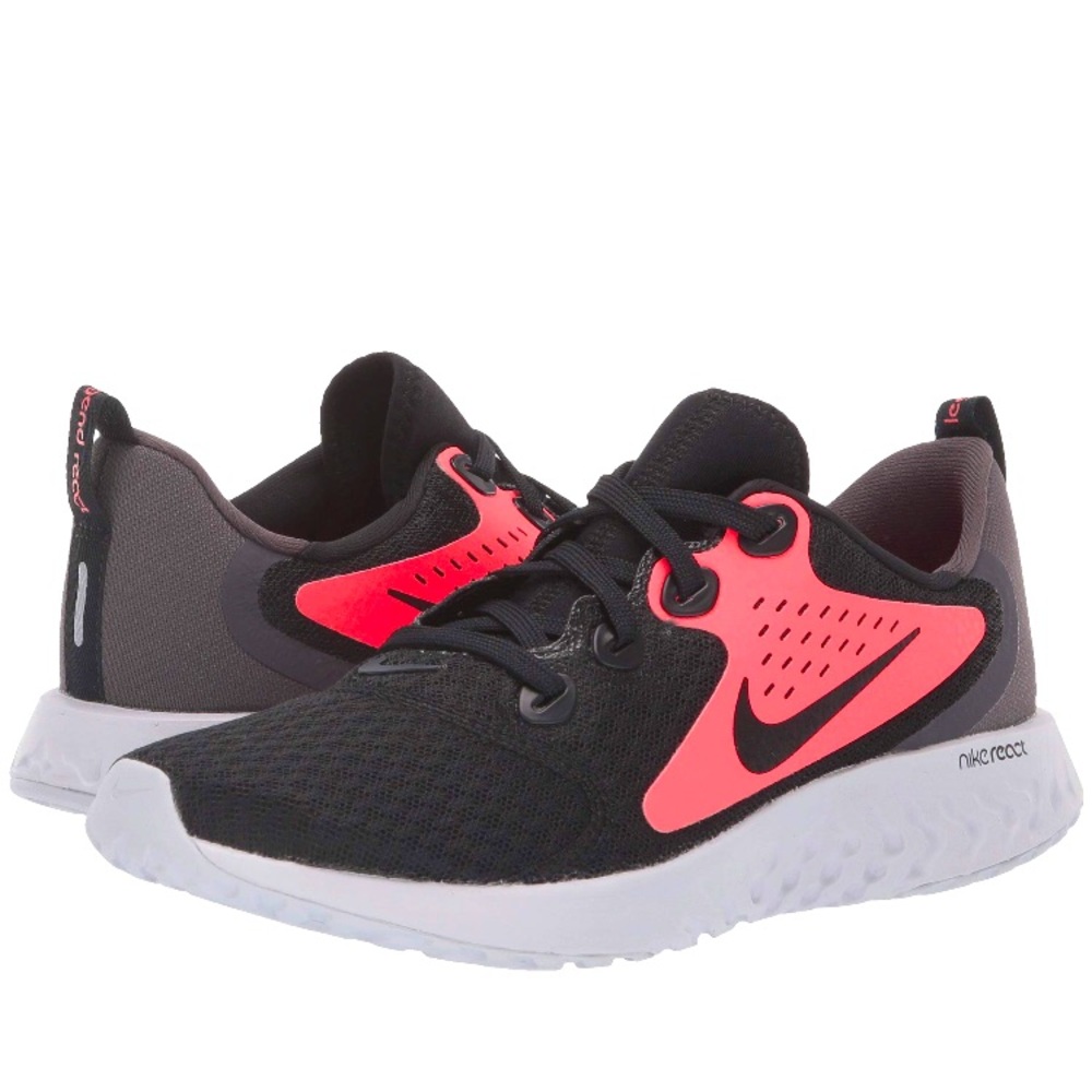 NEW Nike’s